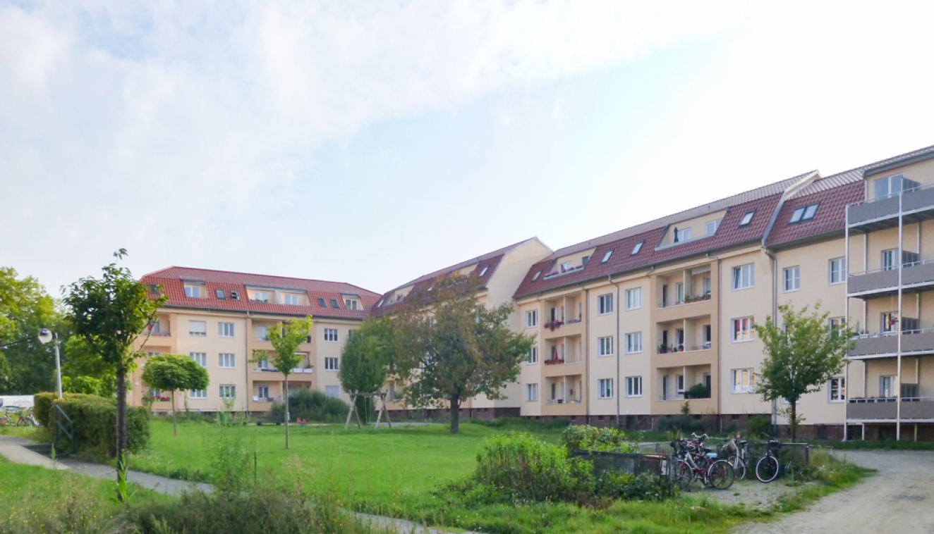 Dachaufstockung mit 31 Wohnungen Dachaufstockung mit 31 Wohnungen