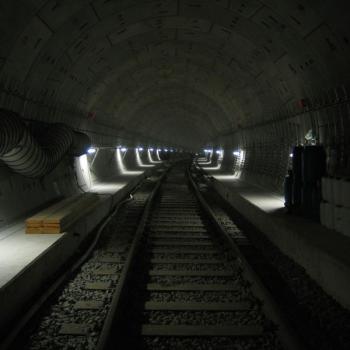 NEUBAU DES U-BAHNHOFES „BRANDENBURGER TOR“ Erweiterung der U-Bahnlinie 55 SPECHT KALLEJA + PARTNER BERATENDE INGENIEURE BERLIN