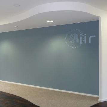 Innenwand mit Firmenlogo Innenwand mit Firmenlogo